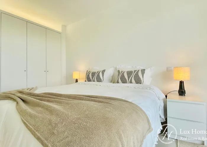 Apartment Sunset - Luxury - Pool - Garden - 500m *